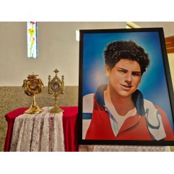 Santuário Santa Rita de Cássia, em Curitiba, recebe relíquia de beato Carlo Acutis